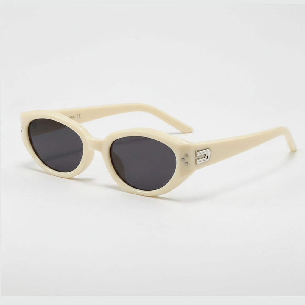 Cream Oval Retro Sunglasses With Metal Accent – eyewear (view 1)