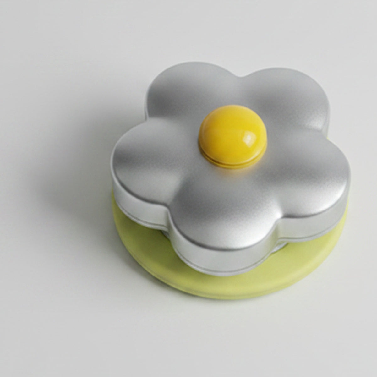Daisy Phone Grip Stand – tech (view 1)