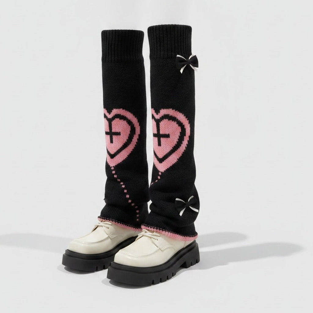 Heart Outline Slouchy Crew Socks - Black & Pink