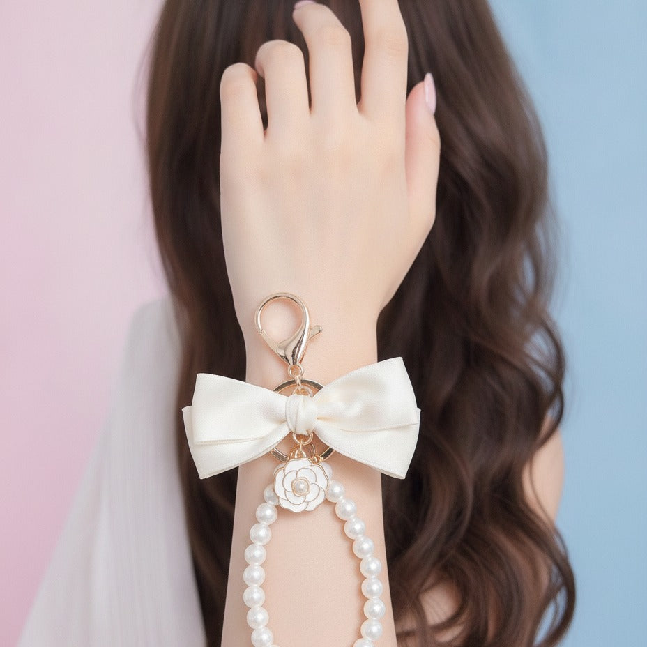 Pearl Bow Charm Keychain - White