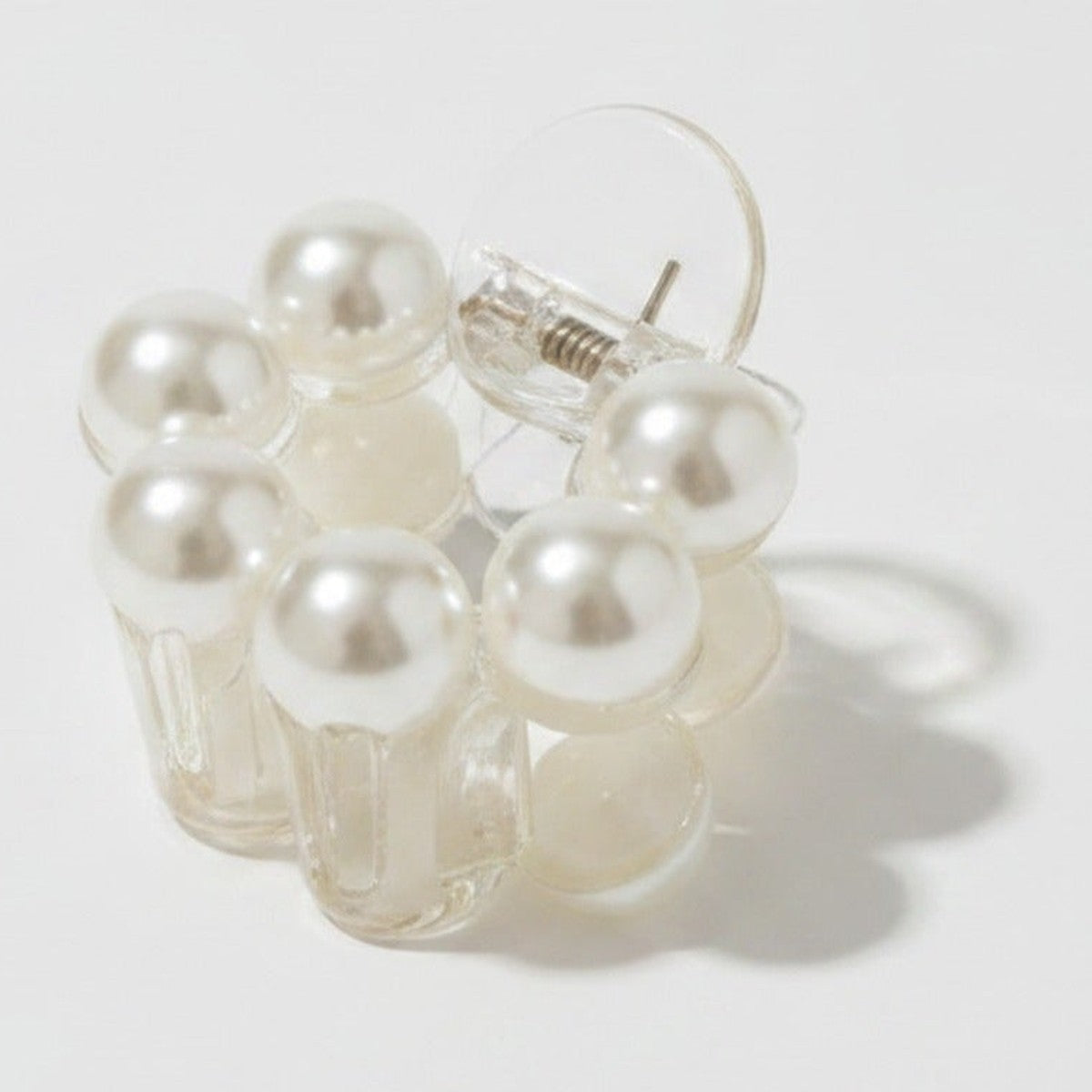 Pearl Beaded Hair Claw Clip – hair accessories (view 1)