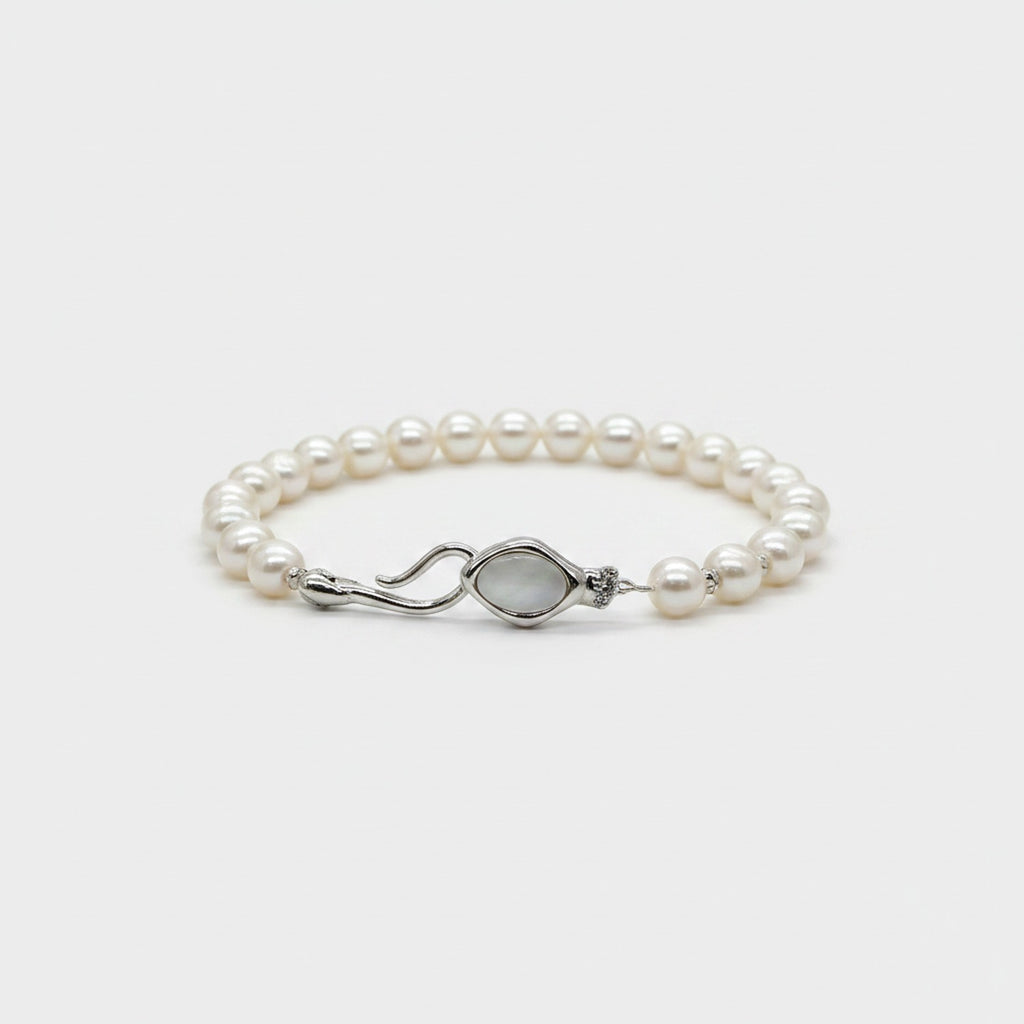 Pearl Beaded Bracelet With Silver Clasp