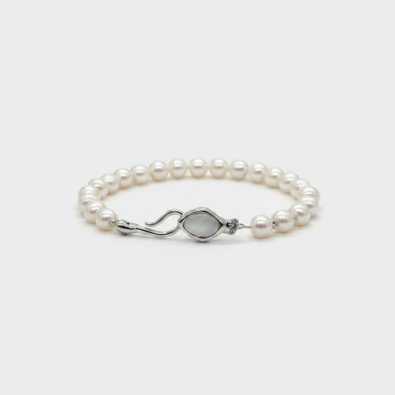 Pearl Beaded Bracelet With Silver Clasp