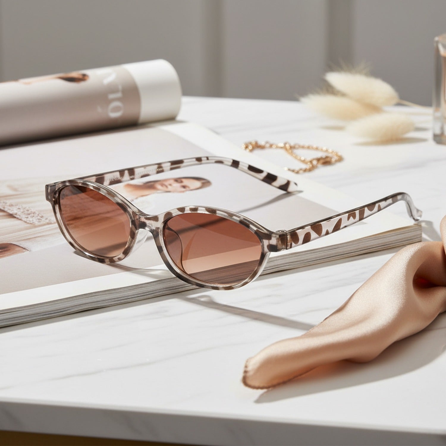 Leopard Print Oval Sunglasses Brown Gradient Lens