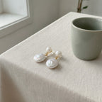 Pearl Twisted Frame Stud Earring - Type 2