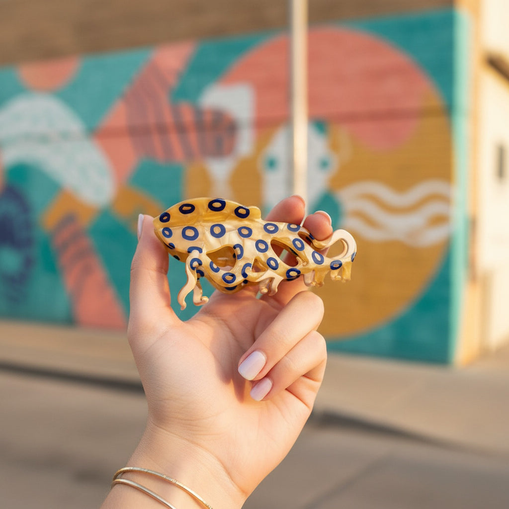 Gold Blue Spotted Animal Hair Claw Clip
