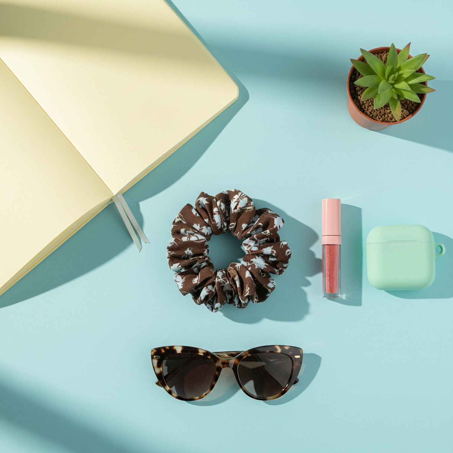 Floral Brown Hair Claw Clip
