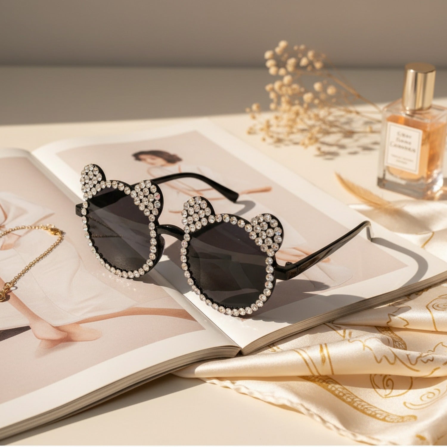 Rhinestone Bear Round Sunglasses Black