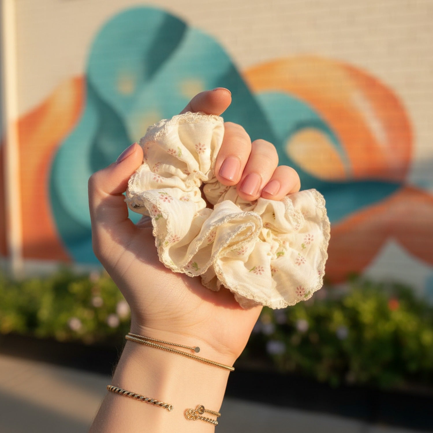 Floral Lace Hair Claw Clip Cream