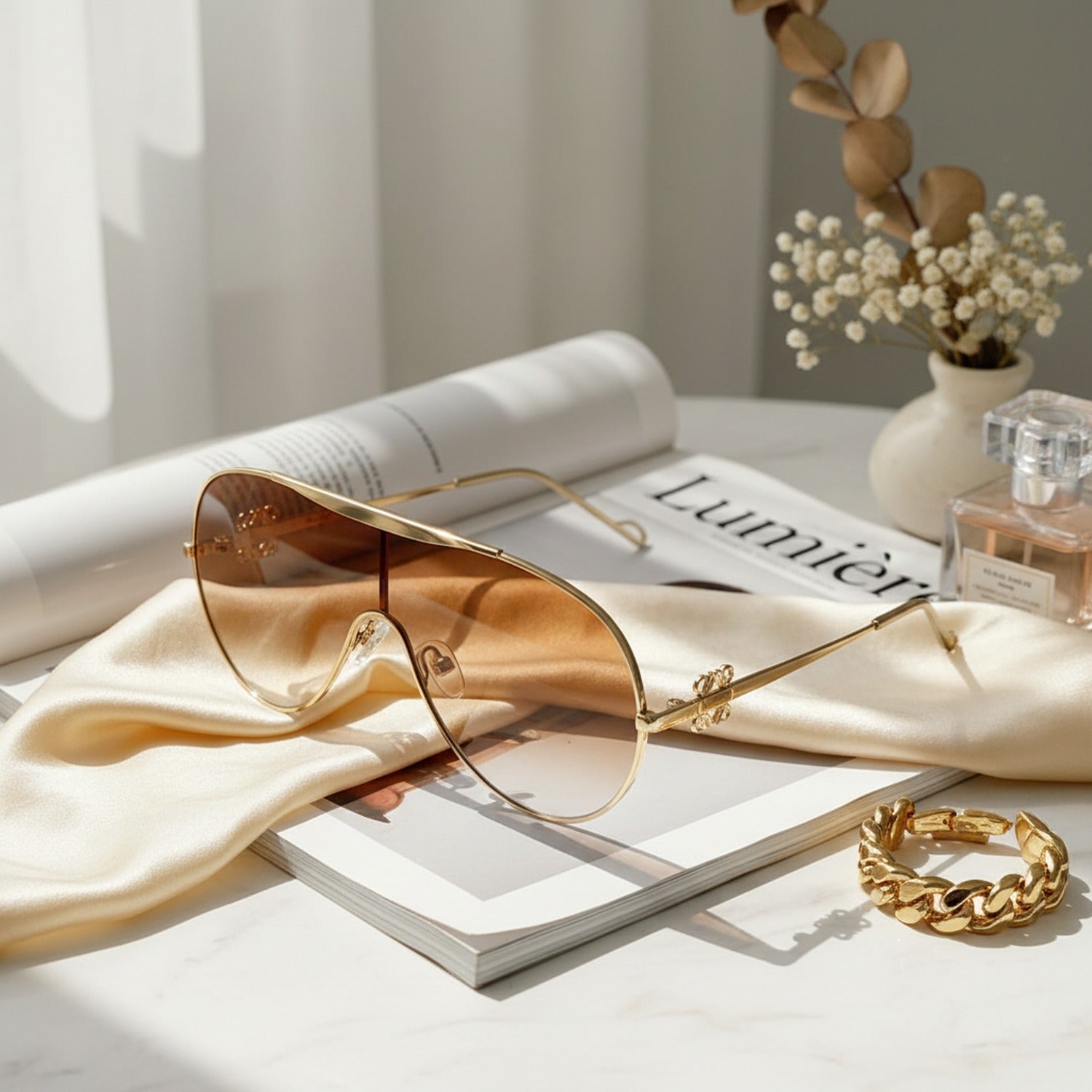 Gold Gradient Aviator Sunglasses with Logo Detail