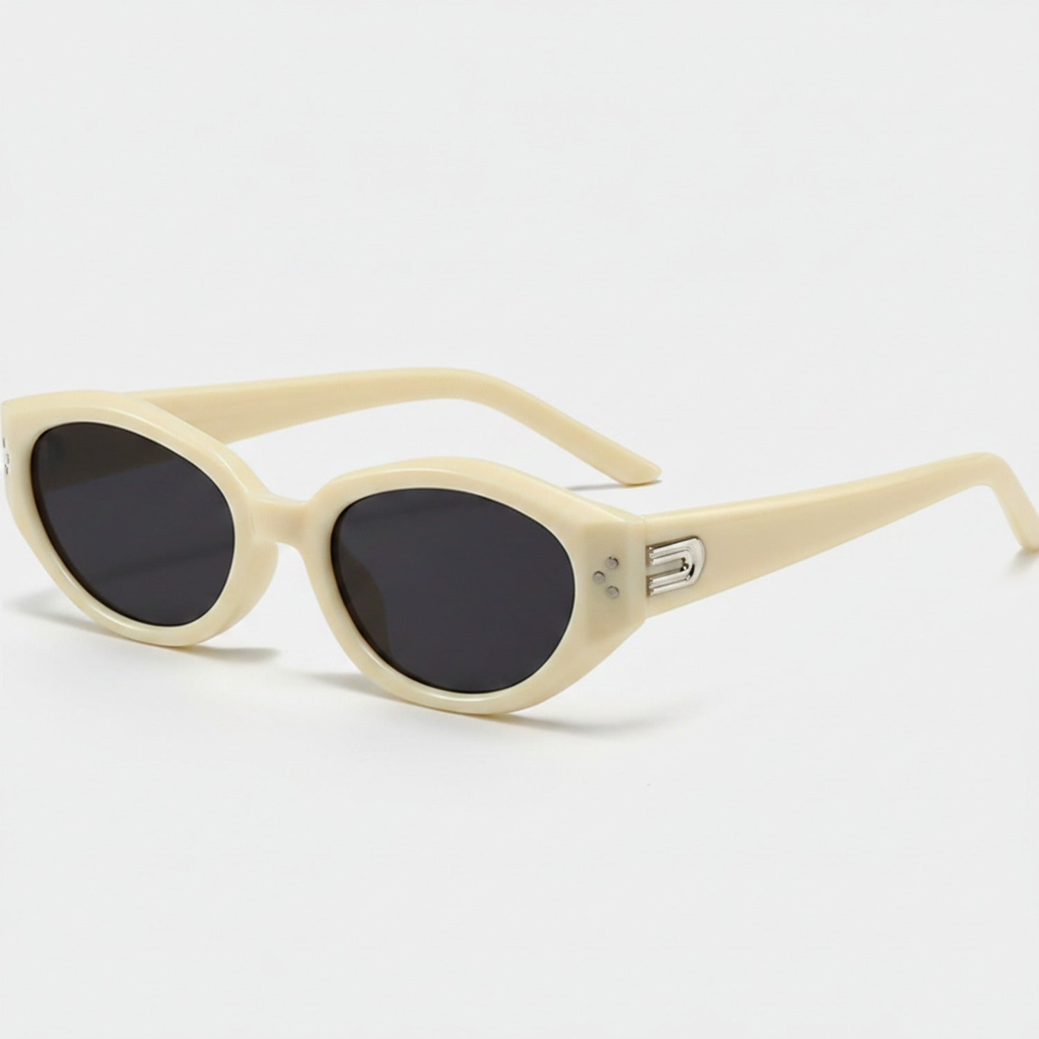 Cream Oval Retro Sunglasses With Metal Accent