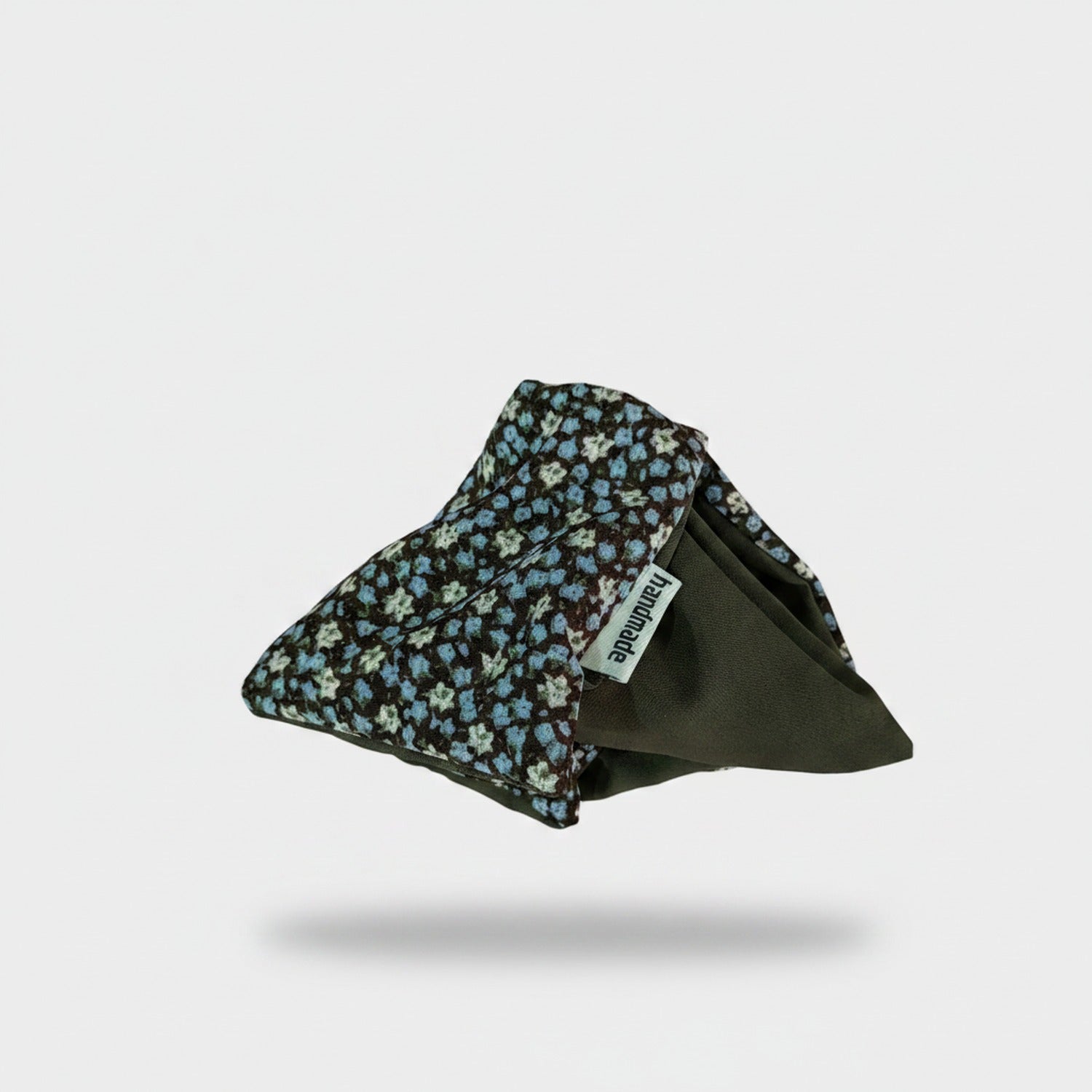 Floral Claw Hair Clip - Blue Blossom