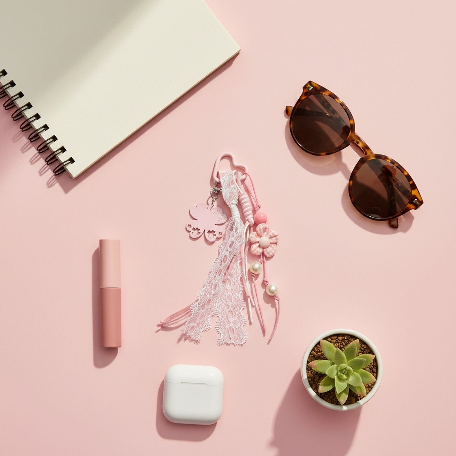 Pink Floral Lace Keyring With Pearl Charms
