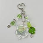 Flower Acrylic Keyring With Clover Charm Beads – novelty & toys (view 1)