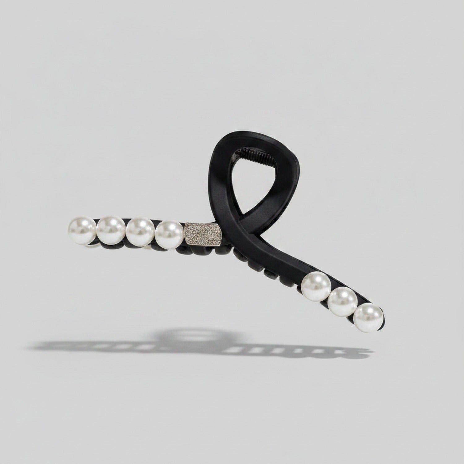 Black Pearl Beaded Hair Claw Clip