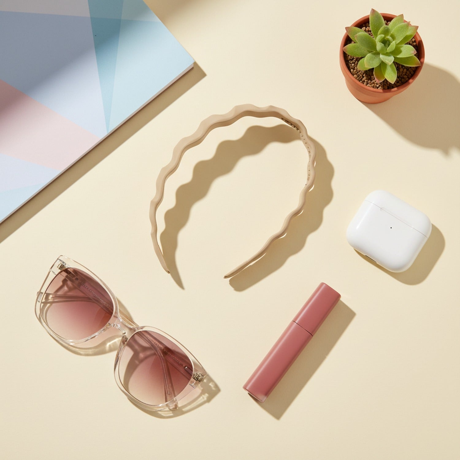 Twisted Cream Wavy Padded Headband