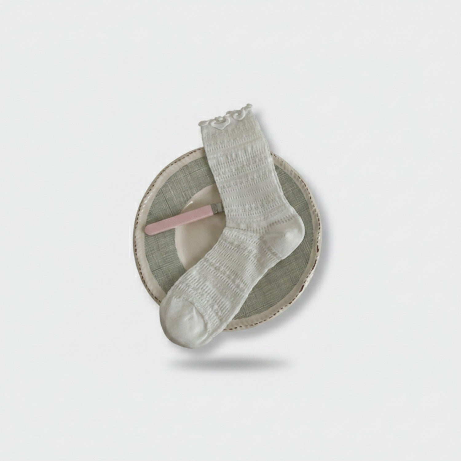 White Textured Crew Socks With Ruffle Trim