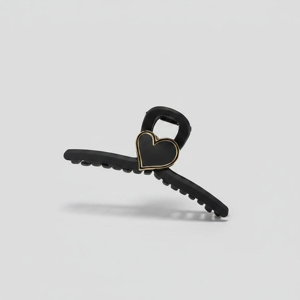 Black Heart Claw Hair Clip