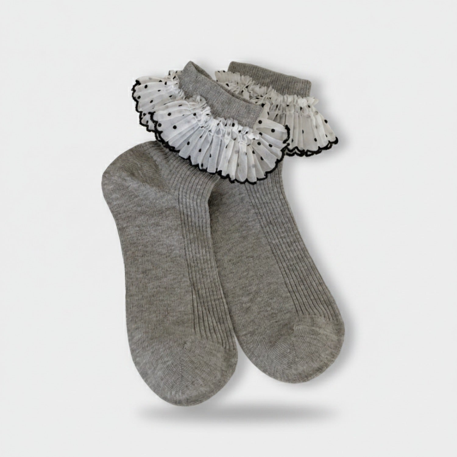 Cream Ribbed Crew Socks With Lace Ruffle