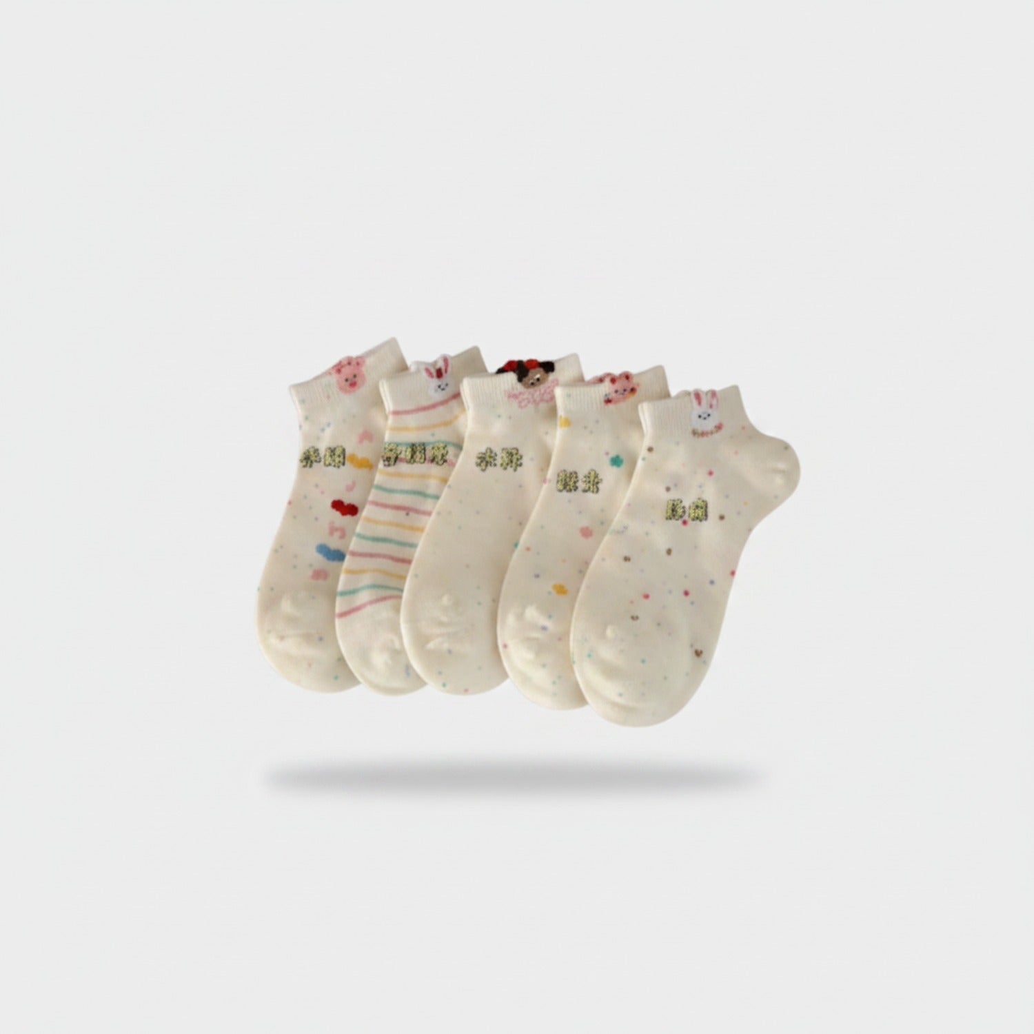 Cream Ankle Socks With Floral & Heart Designs