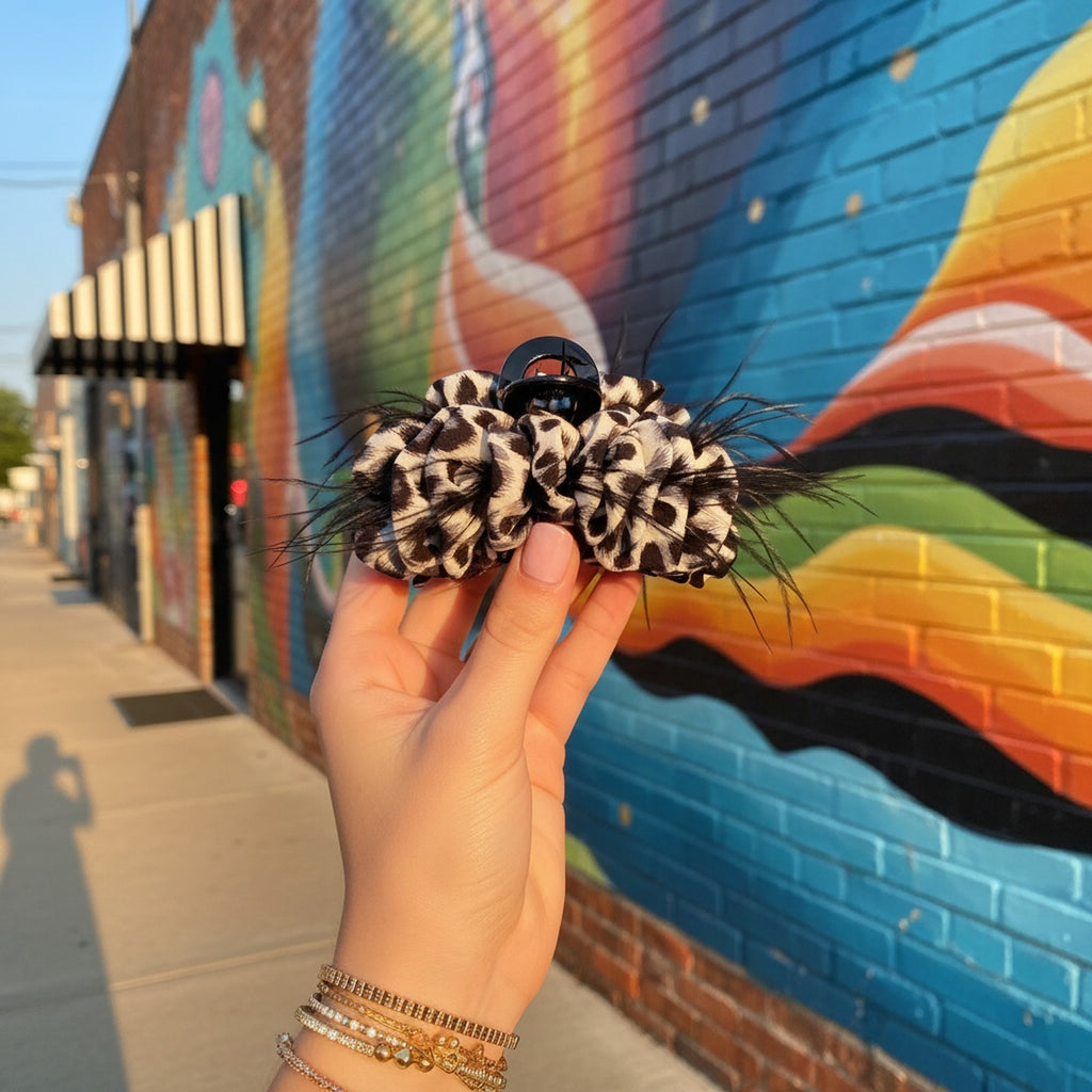 Black And White Tortoiseshell Hair Claw Clip