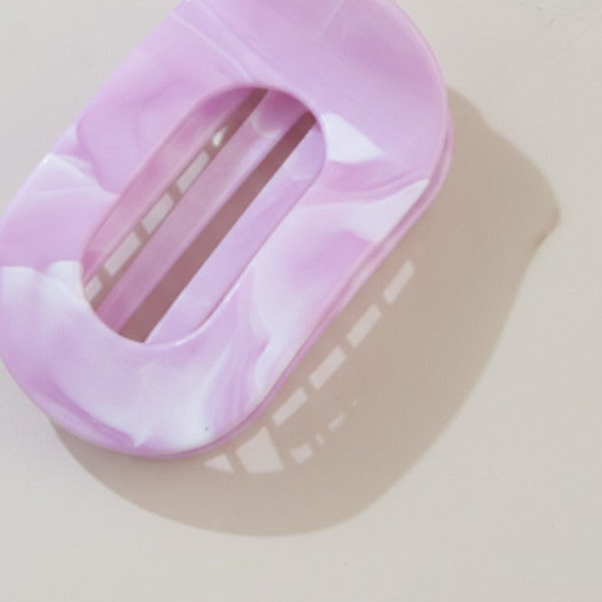Marble Oval Claw Hair Clip - Lavender Marble