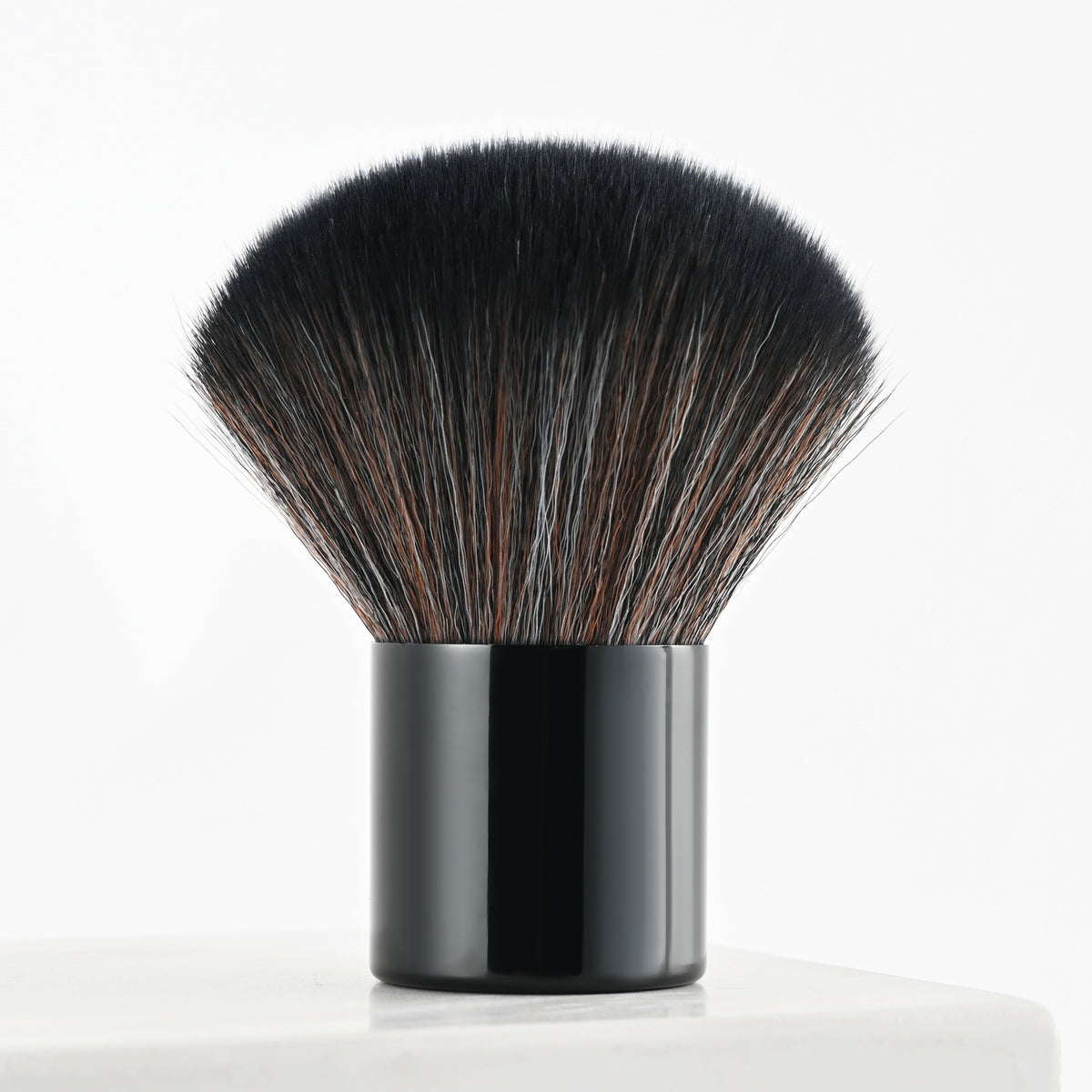 Mushroom-shaped mini powder brush - Type 1