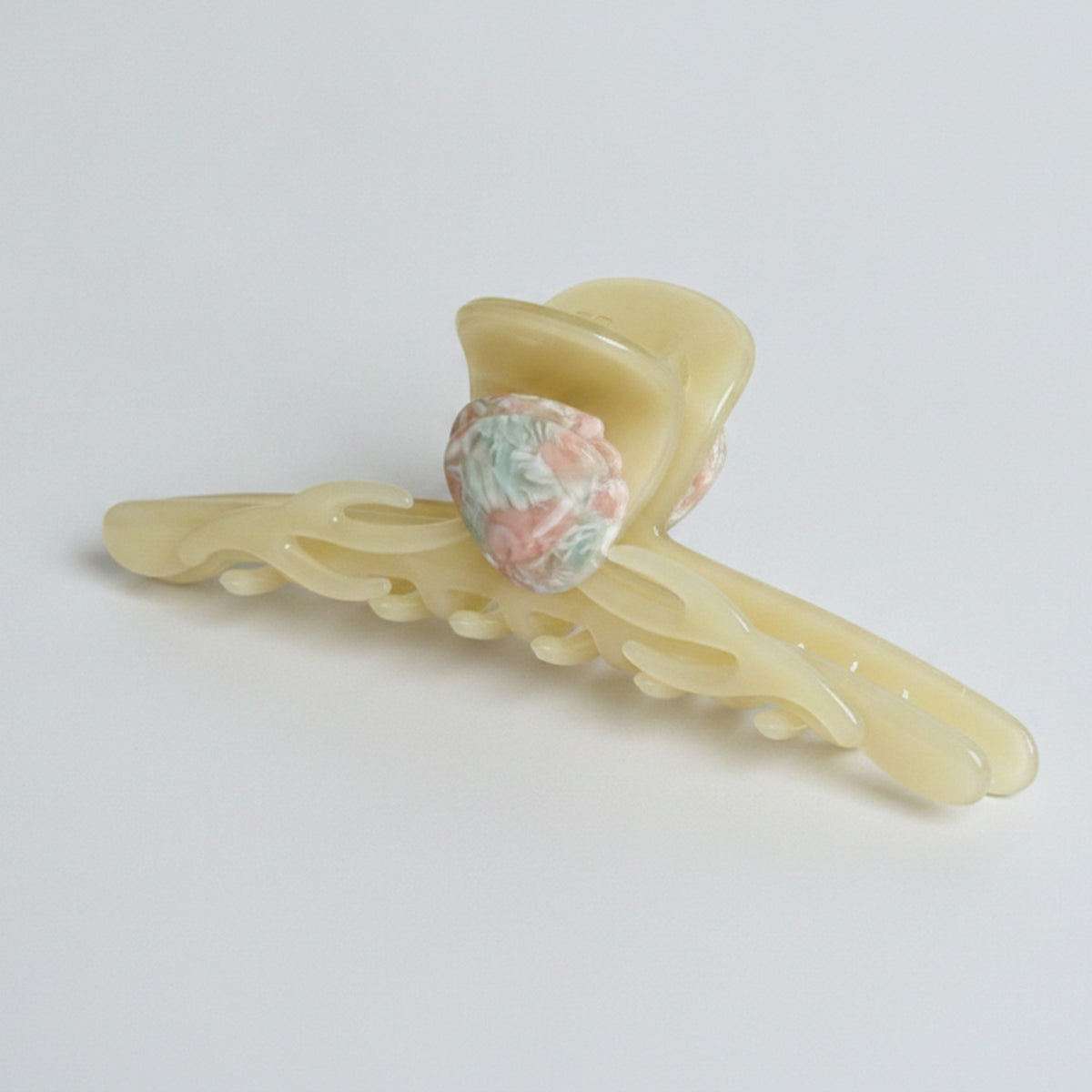 Pearl Shell Translucent Hair Claw - 12cm – hair accessories (view 1)