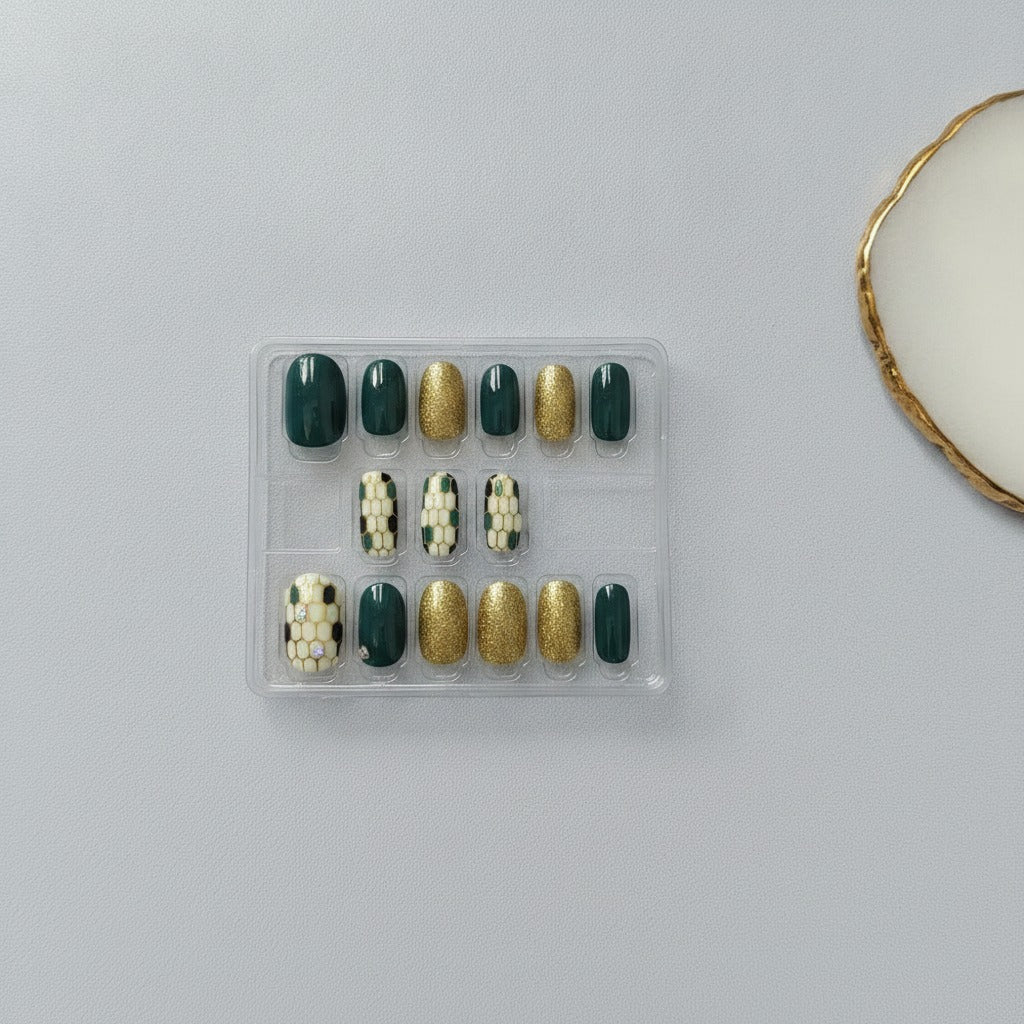 Press-On Nail Set, 12-Piece - Forest & Gold