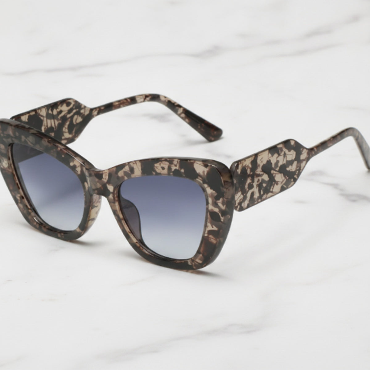 Oversized Bug Eye Sunglasses - Speckled Black & Tan