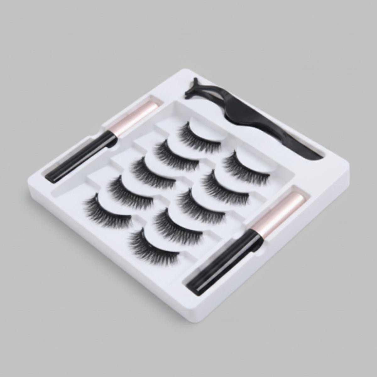 Big Eyes Magnetic Eyelash Kit With Applicator – Korean beauty tool (view 1)