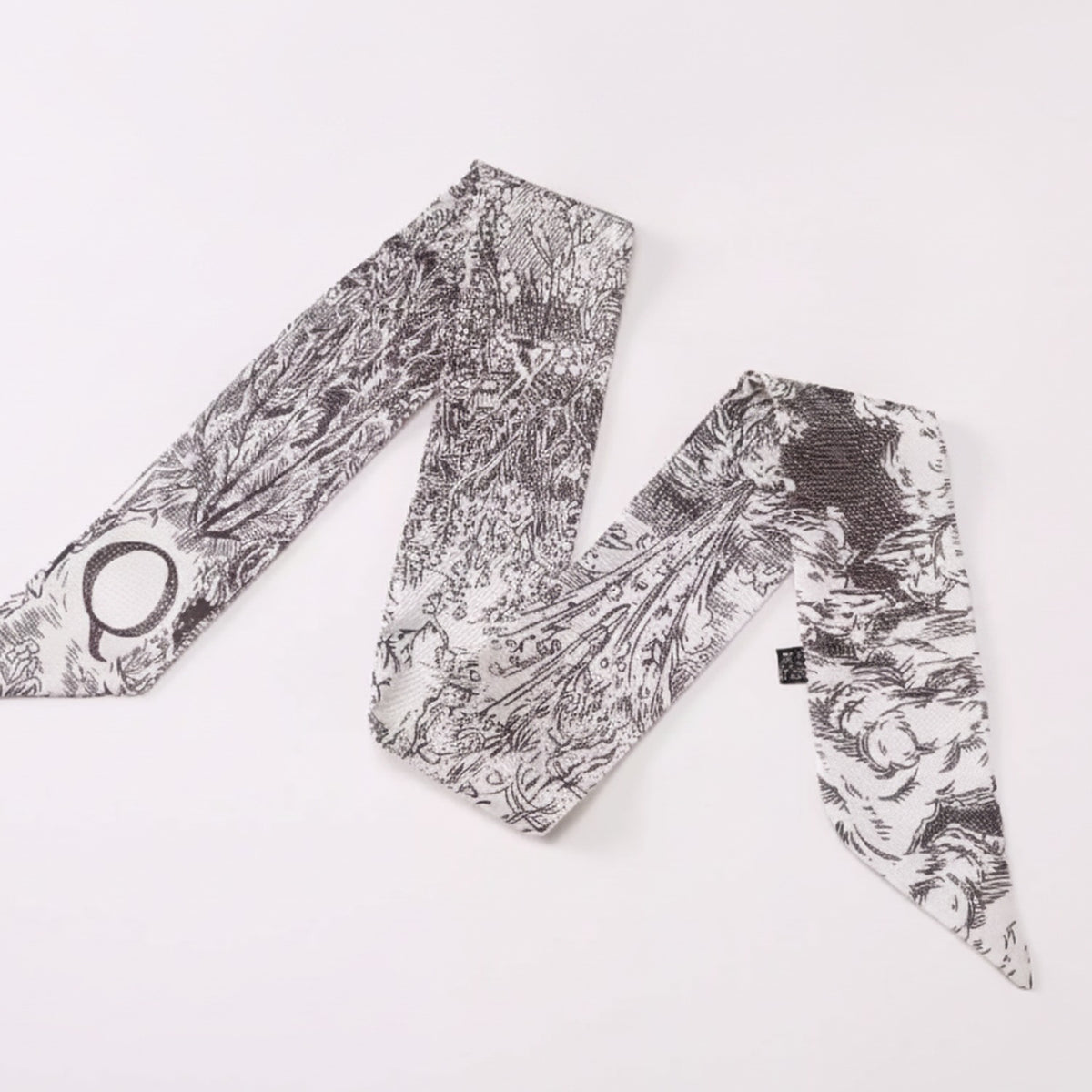 Alphabet Ribbon Scarf - Type 2