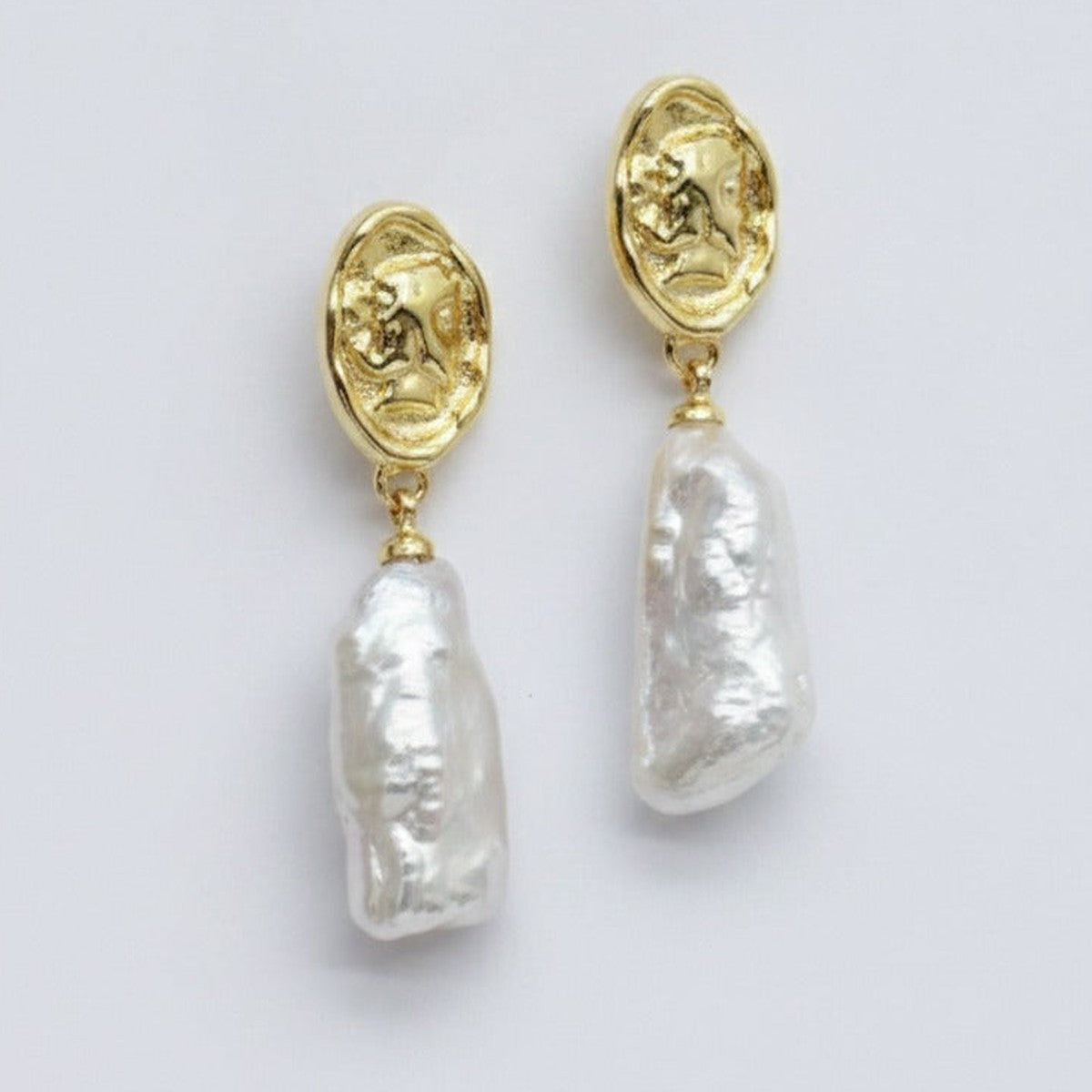 Baroque Pearl Drop Earrings - Gold Pearl