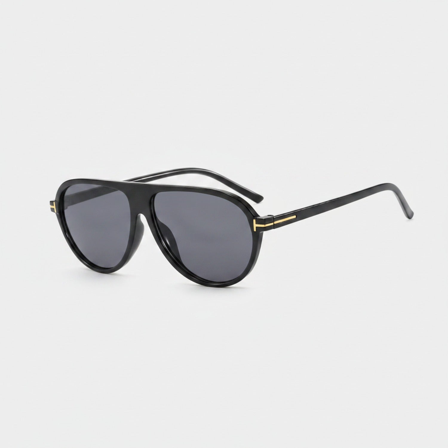 Retro Aviator Sunglasses with Gold Trim Black & Gold