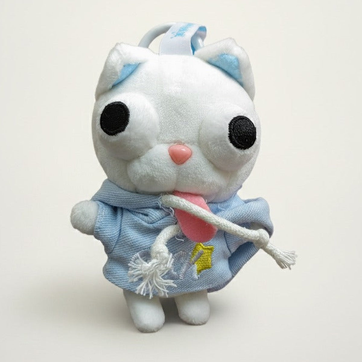 Funny Big Eye Cat Plush Keychain Charm – novelty & toys (view 1)