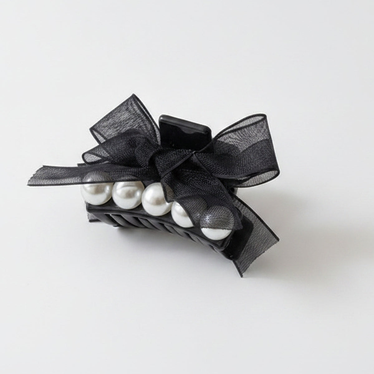 Black Pearl Bow Hair Claw Clip – hair accessories (view 1)