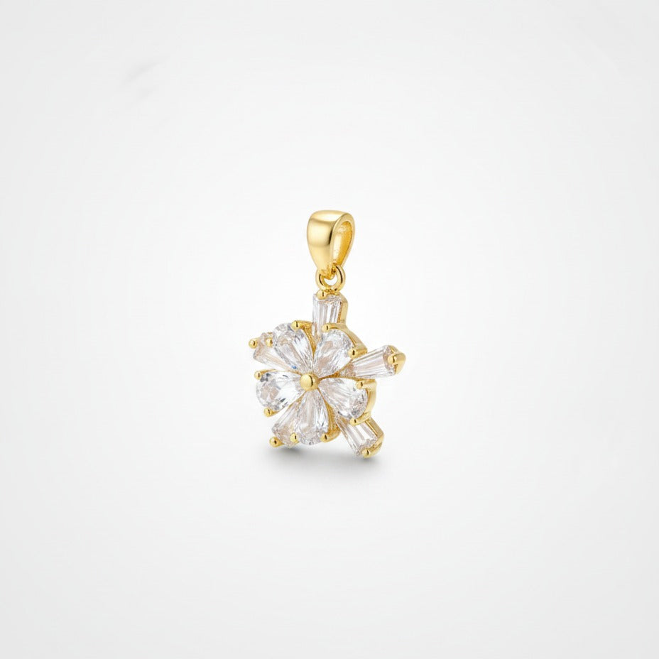 Sparkle Heart Pendant Necklace - Gold