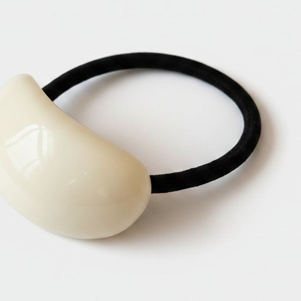 Cream Pearl Dome Hair Tie With Black Band – hair accessories