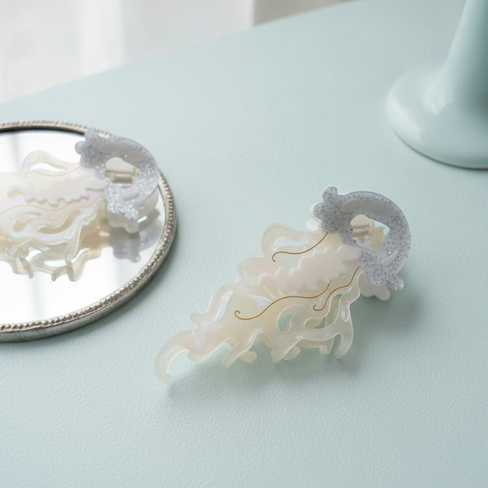 Wavy Leaf Hair Claw Clip - White