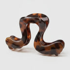 Tortoiseshell Brown Hair Claw Clip – hair accessories (view 1)