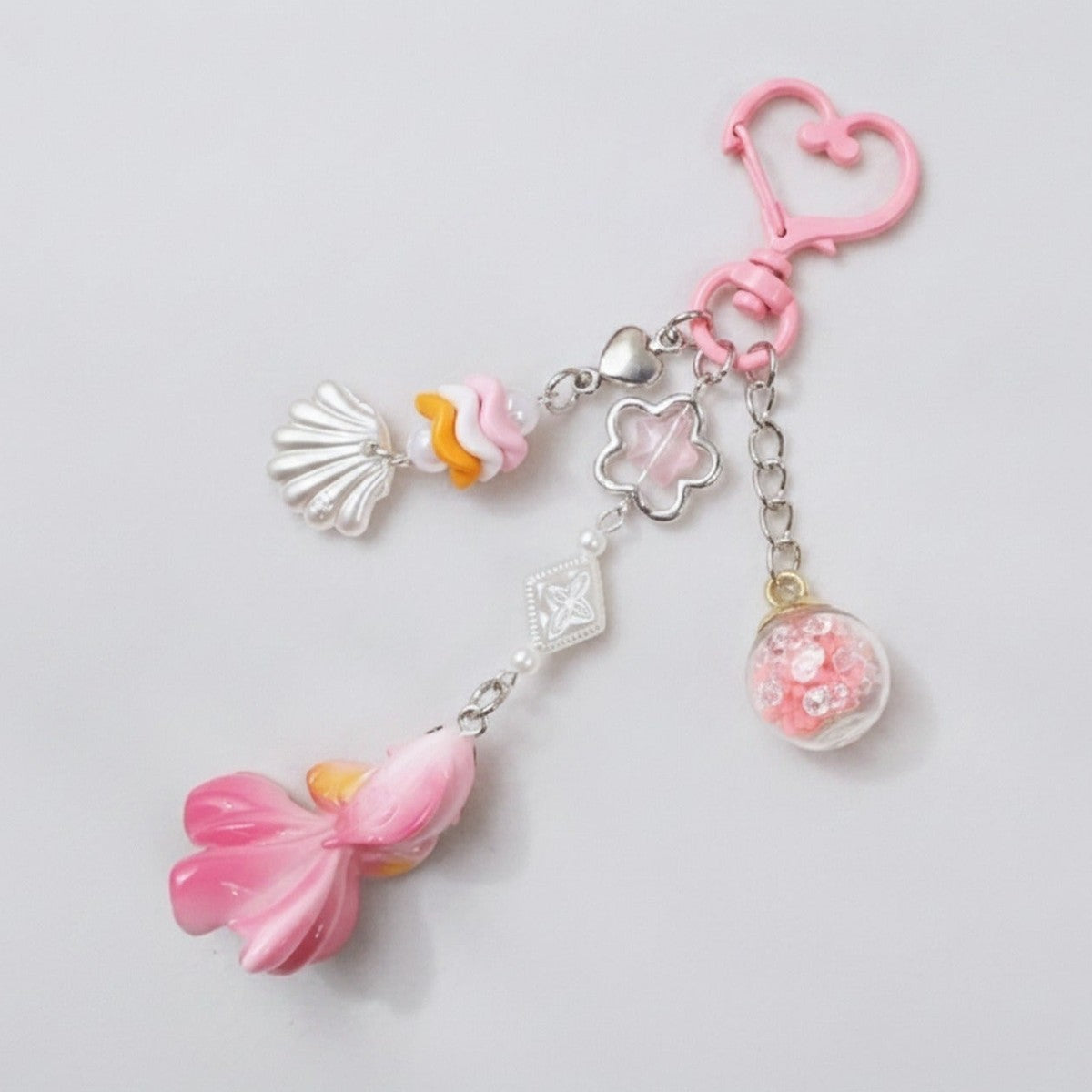 Ocean Fantasy Keychain with Shell & Star Charms - Glass Ball Fish Charm 25B51 – novelty & toys (view 1)