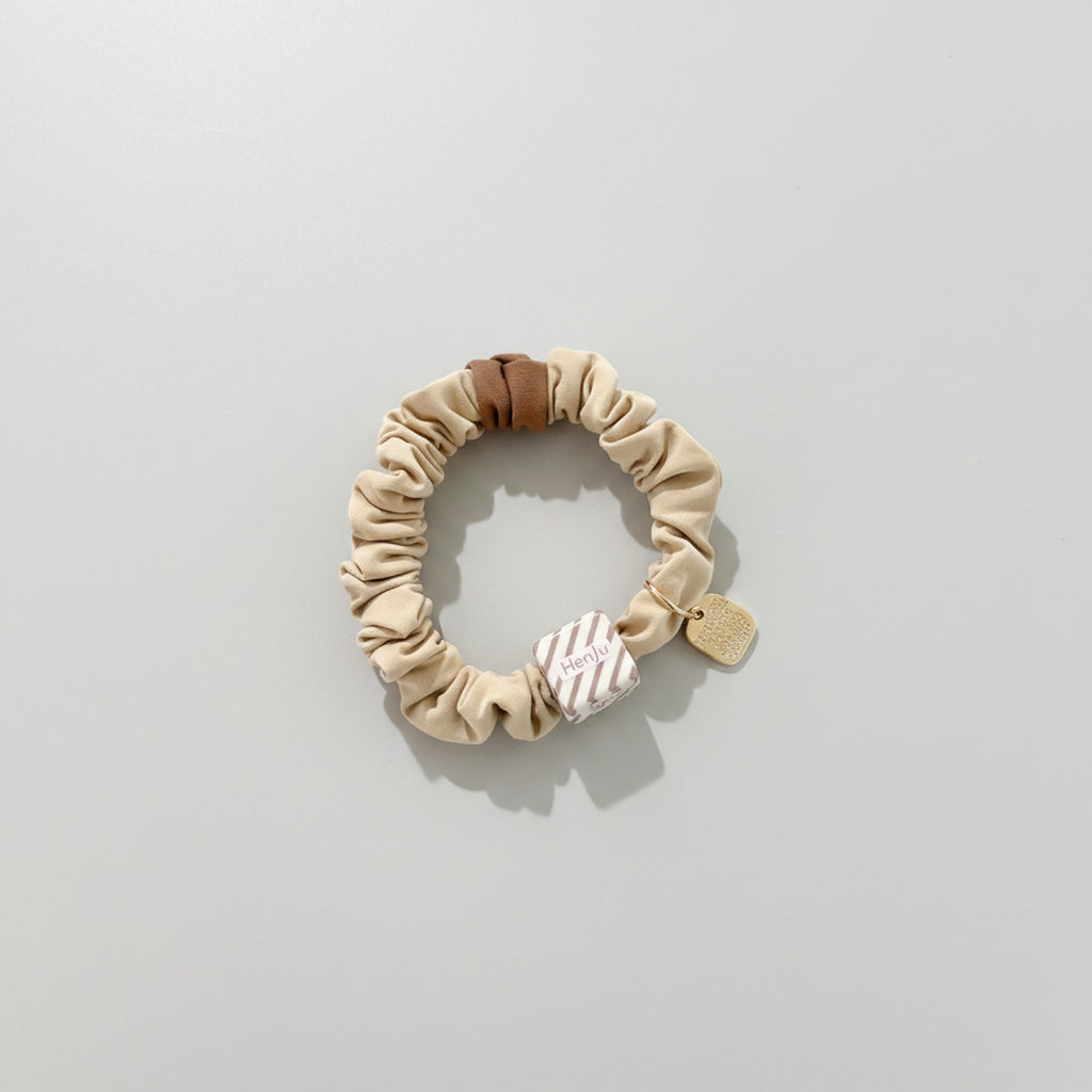 Ruched Scrunchie Duo With Charms Cream & Brown