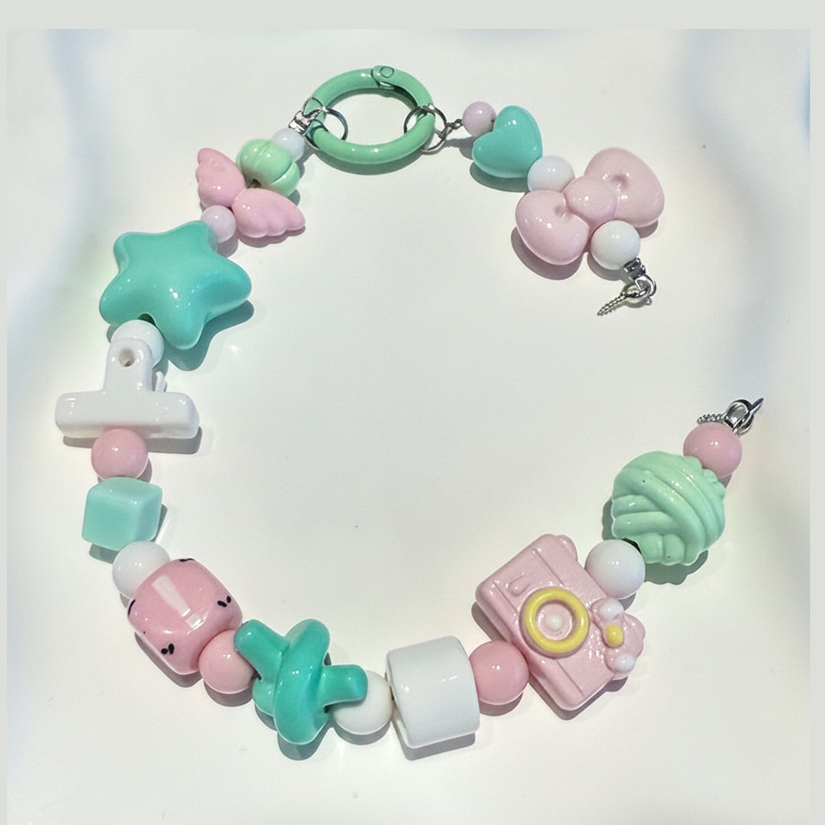 Dopamine Beaded Phone Charm Strap - Green Powder – tech (view 1)