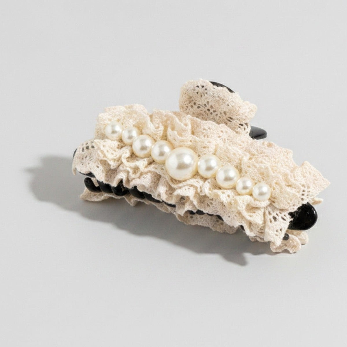 Cream Lace Pearl Hair Claw Clip – hair accessories (view 1)