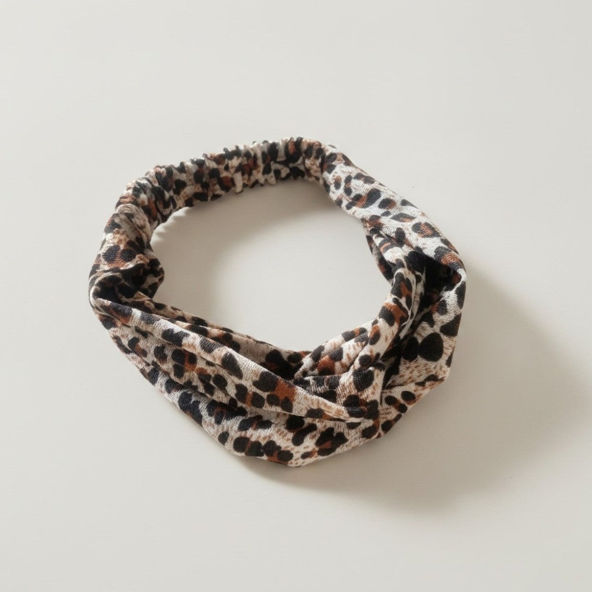Stylish Leopard Print Elastic Headband – hair accessories (view 1)