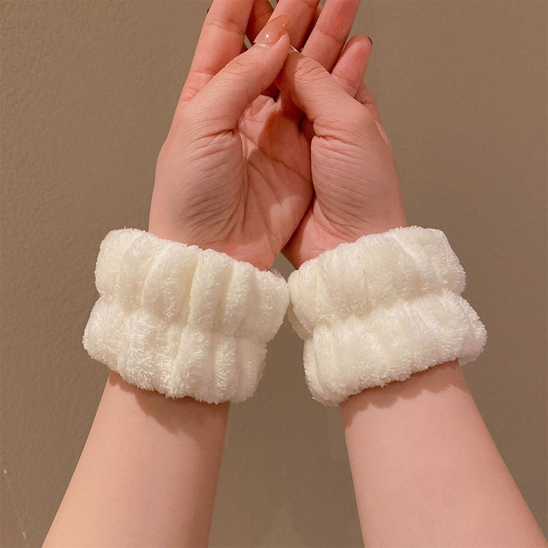 Waterproof wristband for washing face - Type 17