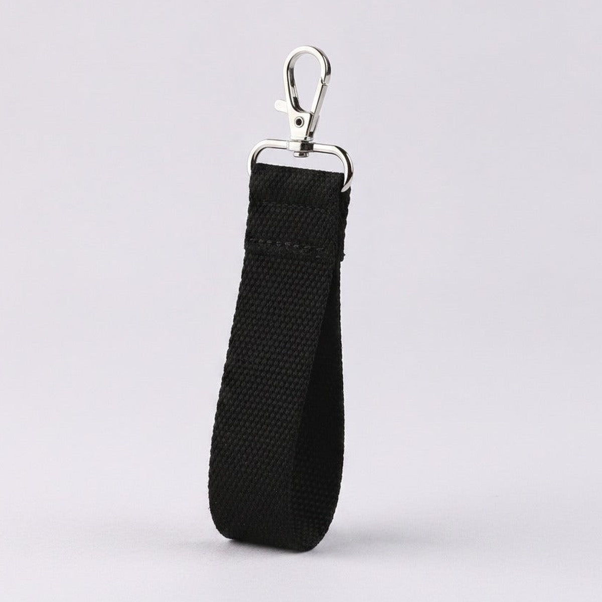 Textured Keychain Pouch Kit - Silver Hook Black