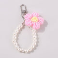 Daisy Pearl Beaded Keychain - Pink