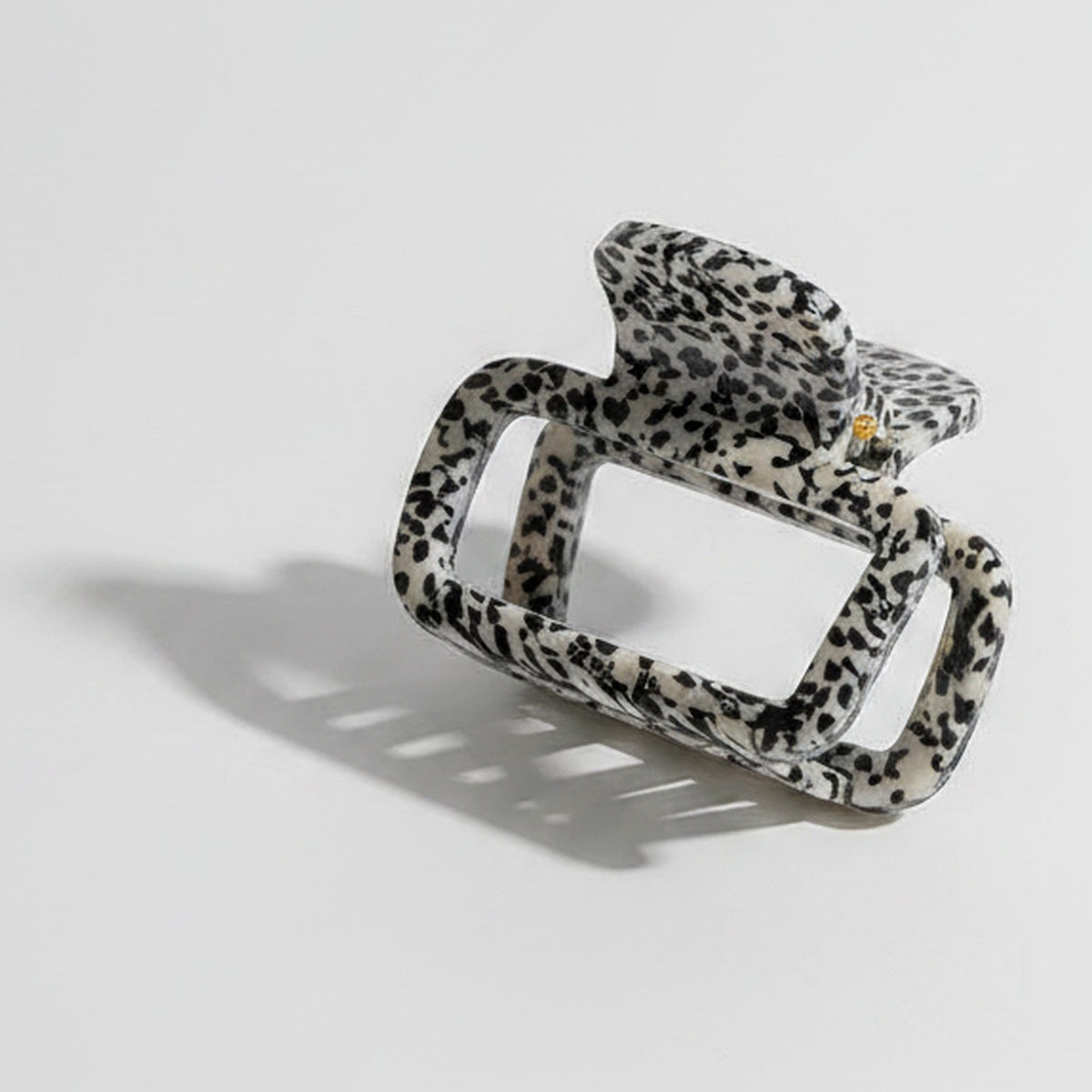 Speckled Black And White Textured Hair Claw – hair accessories (view 1)
