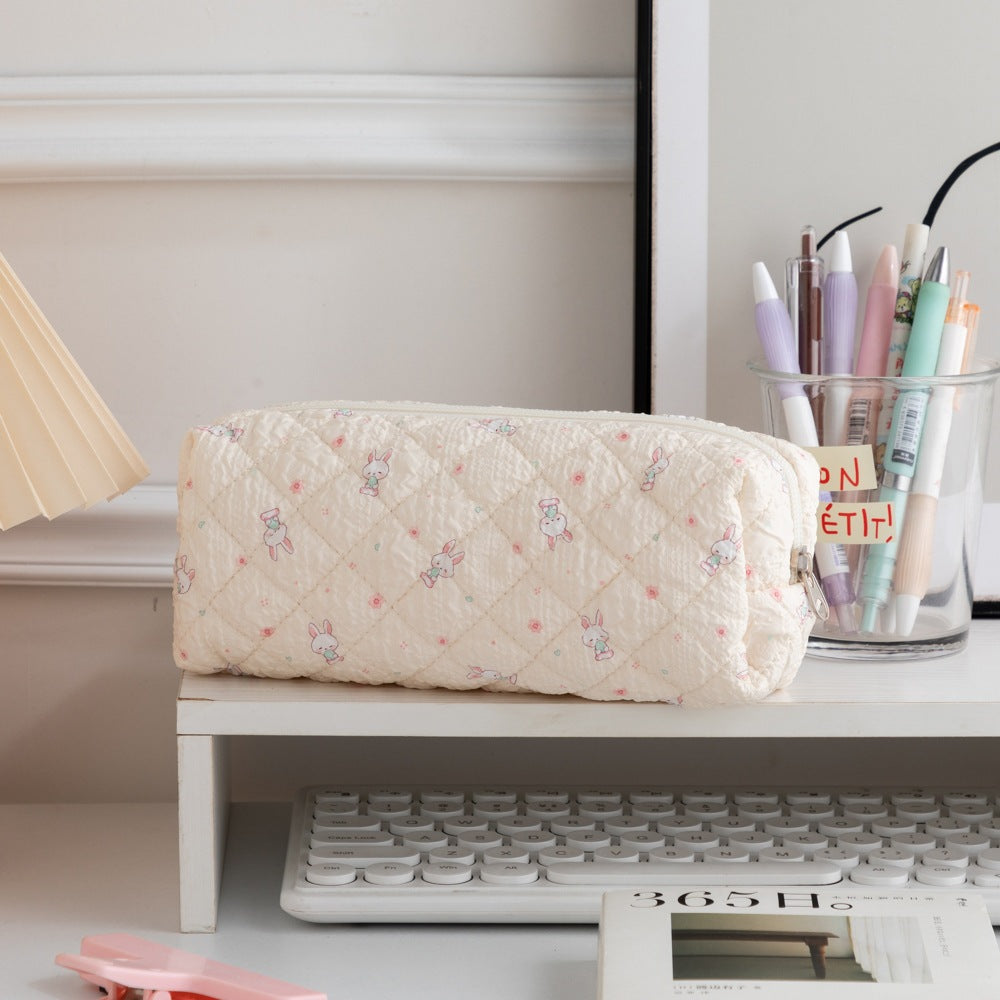 Large capacity pencil case - White